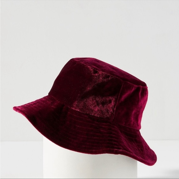 Anthropologie velvet bucket hat in pink main image 11